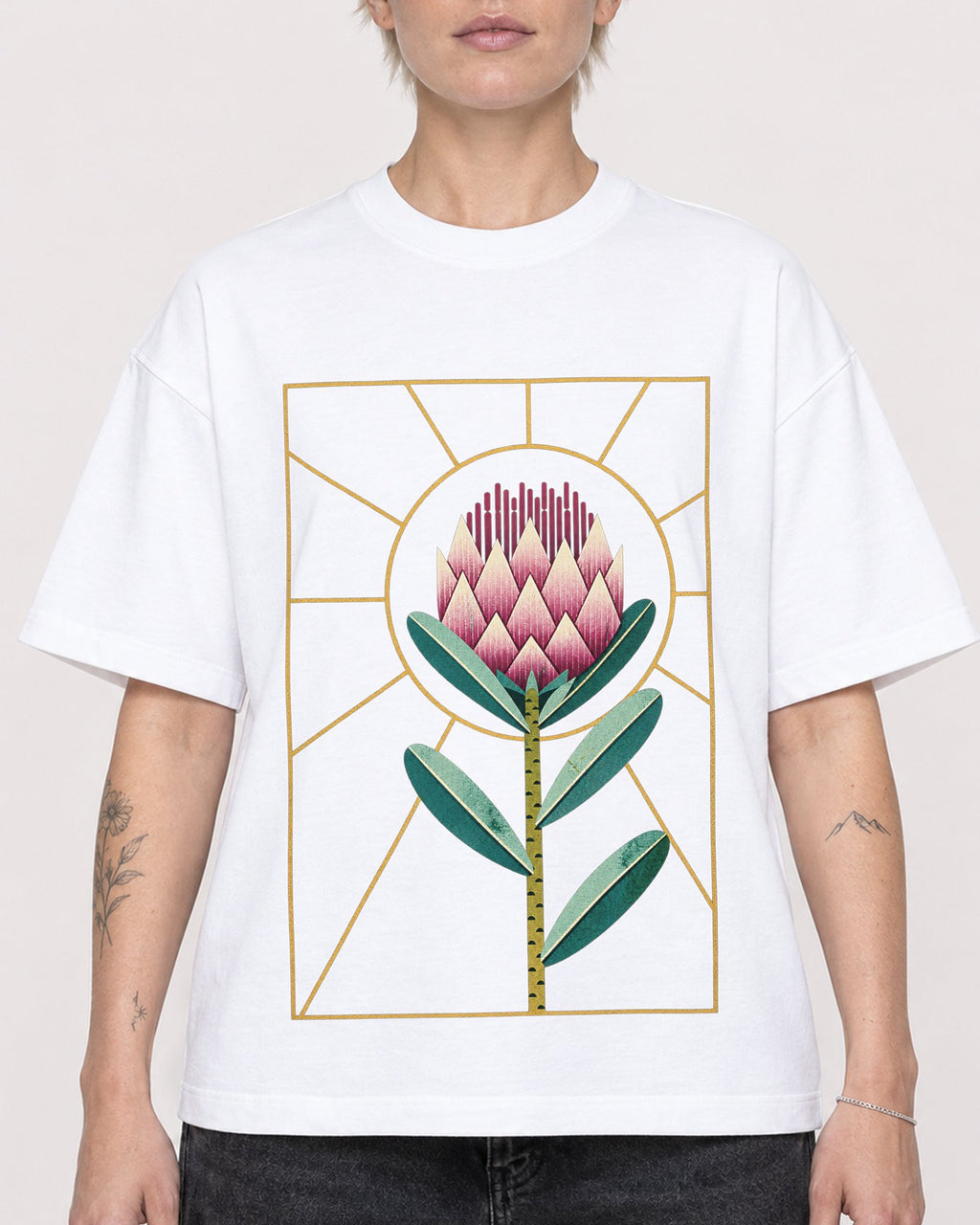 Mockup Boxy Heavyweight Tee White female close-up 48
