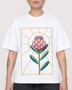 Mockup Boxy Heavyweight Tee White female close-up 48