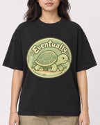 Mockup Boxy Heavyweight Tee Black female close-up 02