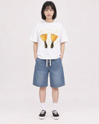 Mockup Boxy Heavyweight Tee White female full-body 11