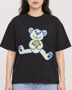 Mockup Boxy Heavyweight Tee Black female close-up 03