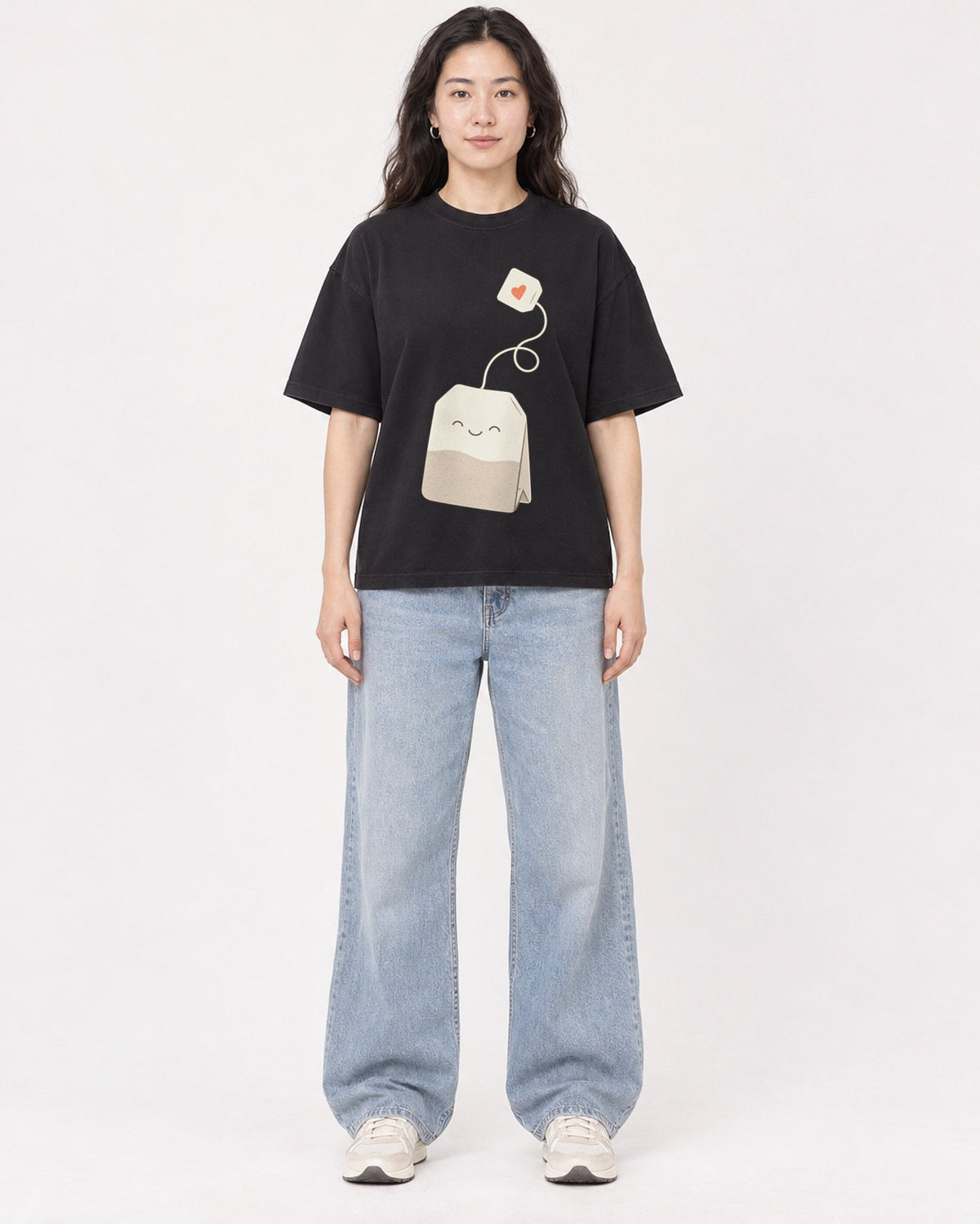 Mockup Boxy Heavyweight Tee Black female full-body 03