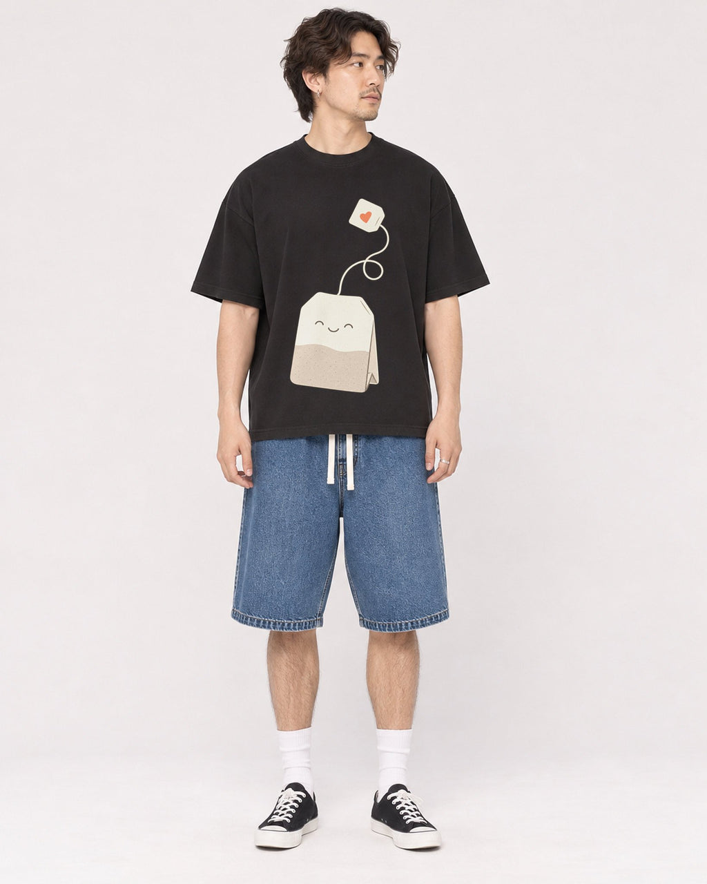 Mockup Boxy Heavyweight Tee Black male full-body 03