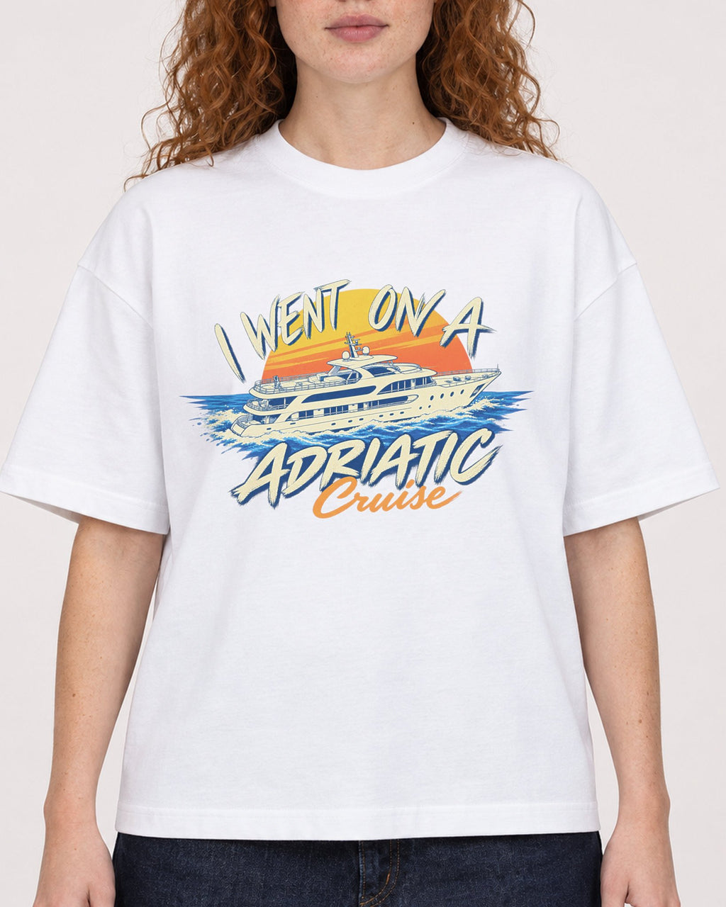 Mockup Boxy Heavyweight Tee White female close-up 09