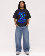 Mockup Boxy Heavyweight Tee Black female full-body 04