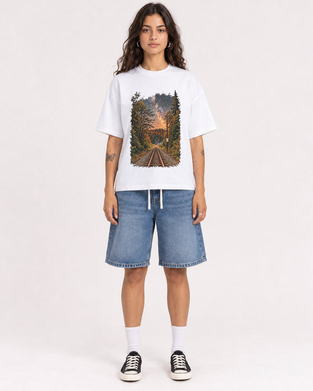 Mockup Boxy Heavyweight Tee White female full-body 06