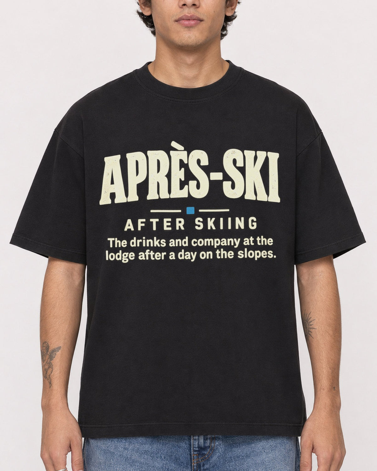 Mockup Boxy Heavyweight Tee Black male close-up 06