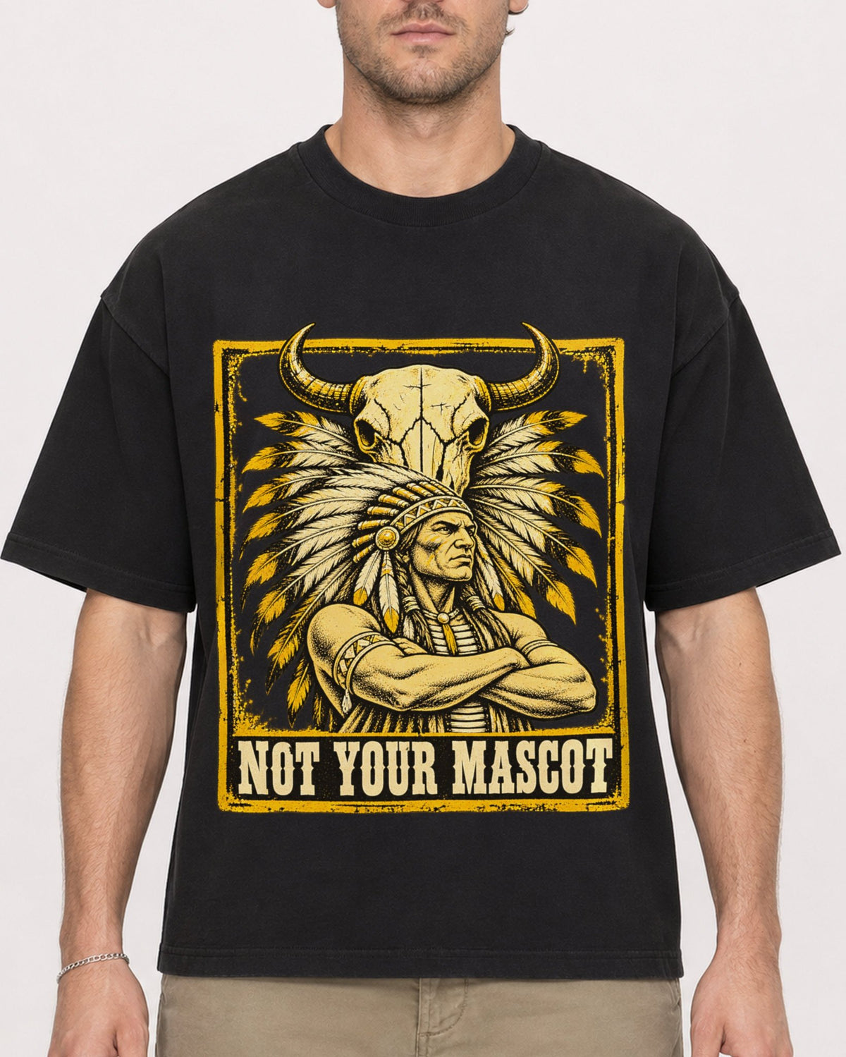 Mockup Boxy Heavyweight Tee Black male close-up 08