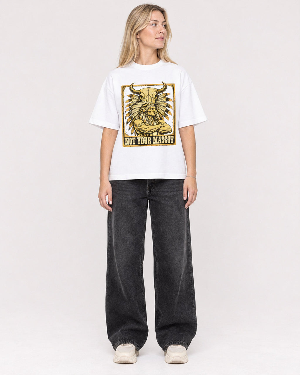 Mockup Boxy Heavyweight Tee White female full-body 08