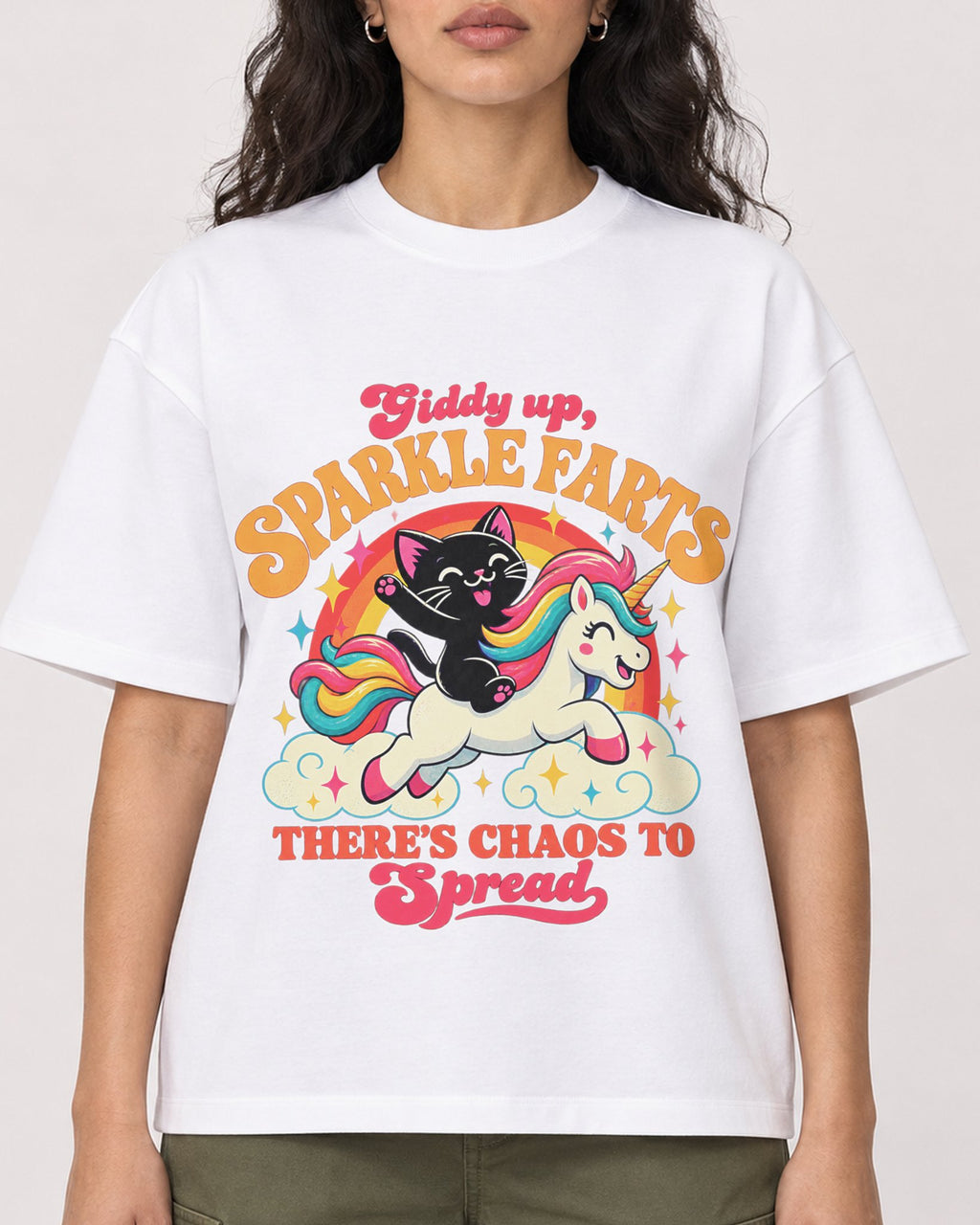 Mockup Boxy Heavyweight Tee White female close-up 07