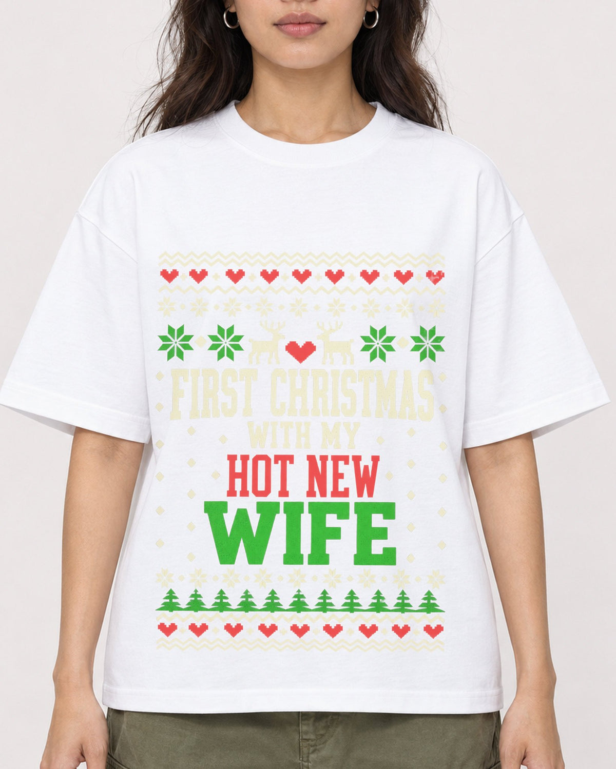 Mockup Boxy Heavyweight Tee White female close-up 02