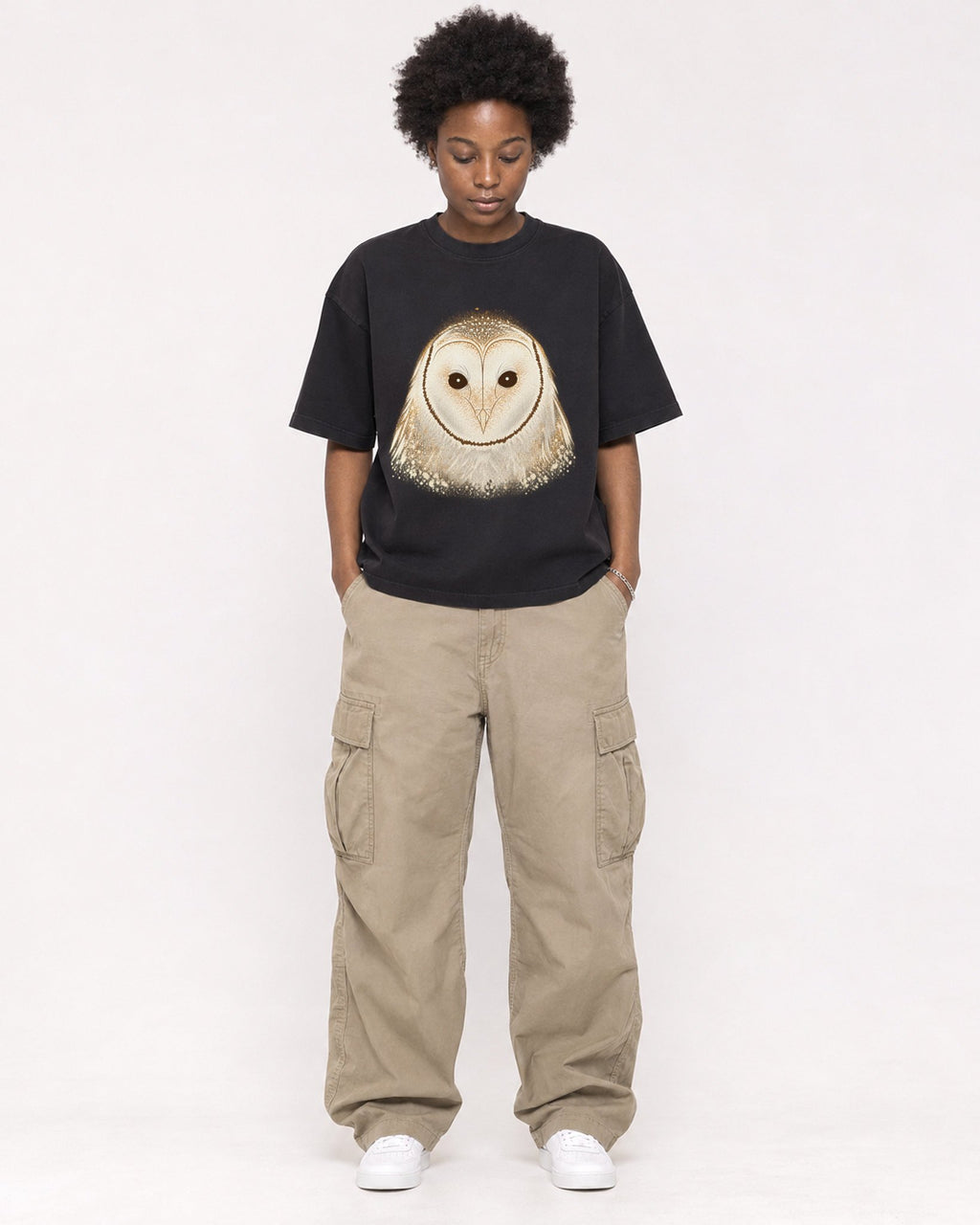 Mockup Boxy Heavyweight Tee Black female full-body 14