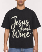 Mockup Boxy Heavyweight Tee Black male close-up 50
