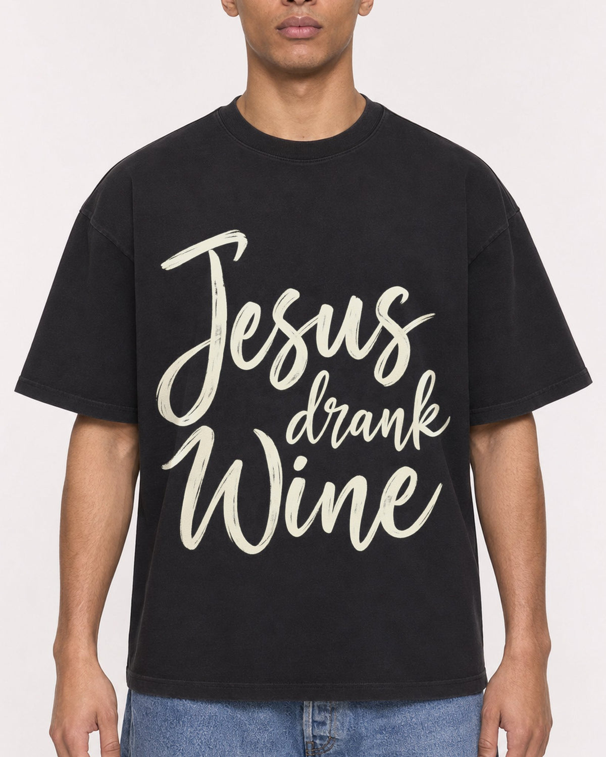 Mockup Boxy Heavyweight Tee Black male close-up 50