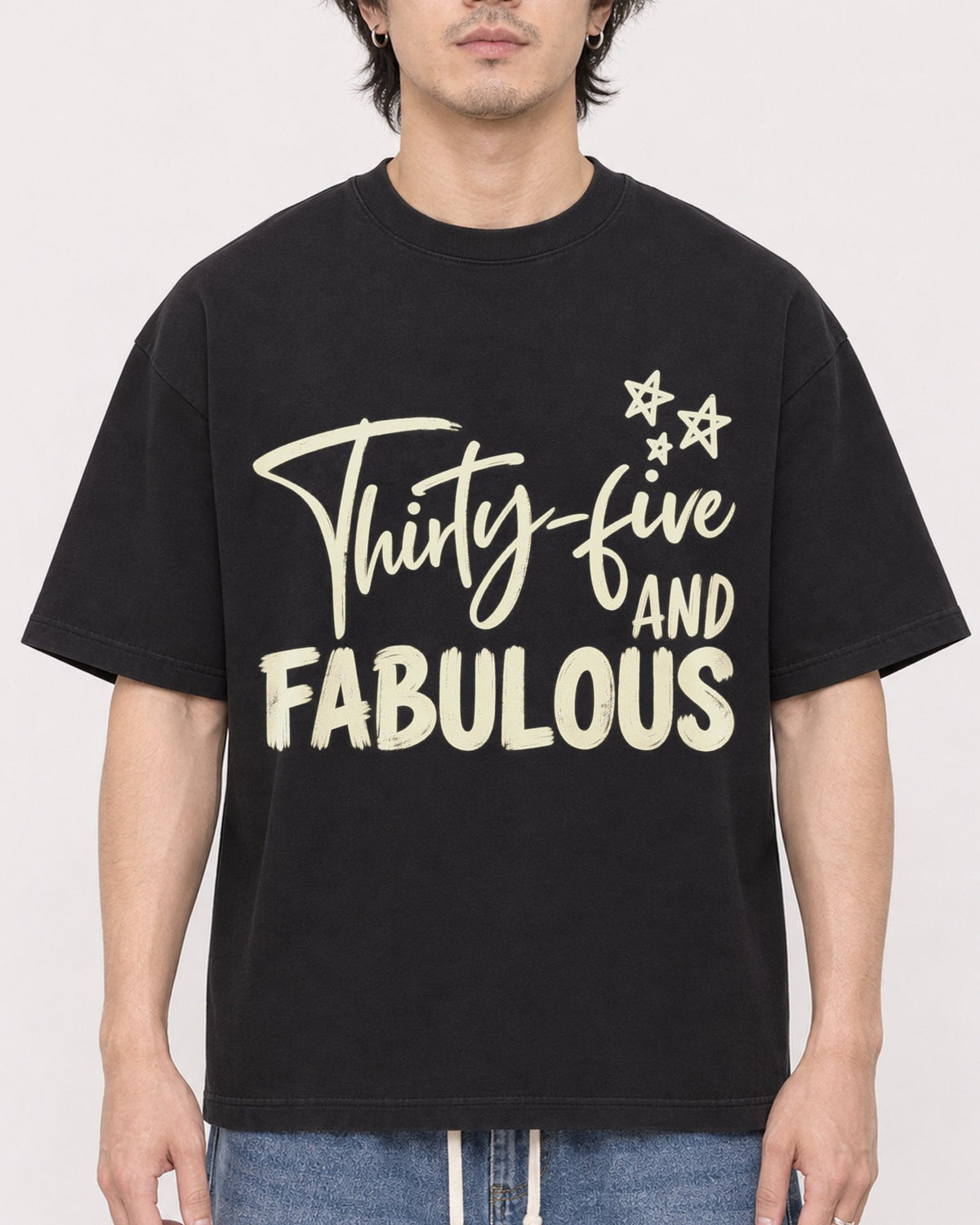 Mockup Boxy Heavyweight Tee Black male close-up 03