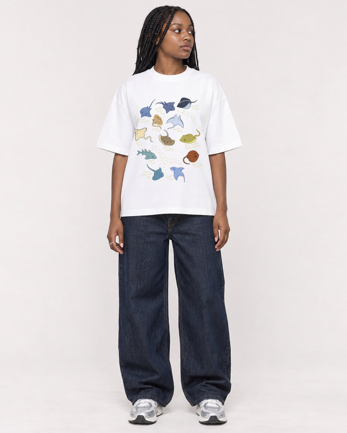 Mockup Boxy Heavyweight Tee White female full-body 04