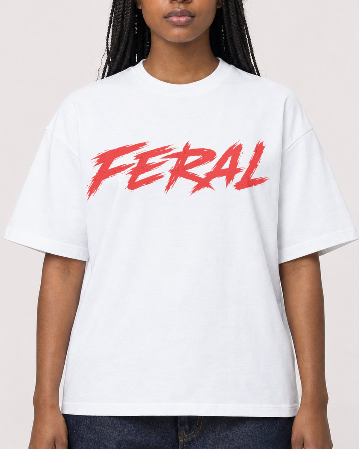 Mockup Boxy Heavyweight Tee White female close-up 04