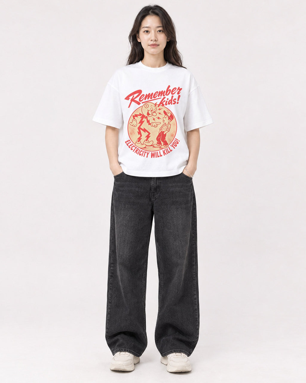 Mockup Boxy Heavyweight Tee White female full-body 03
