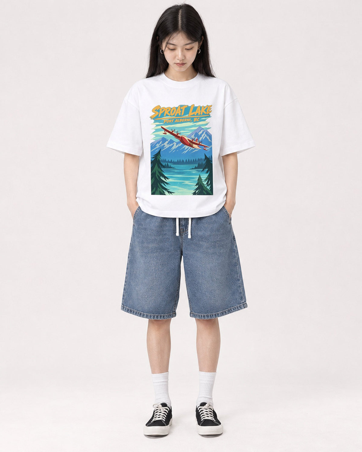 Mockup Boxy Heavyweight Tee White female full-body 01