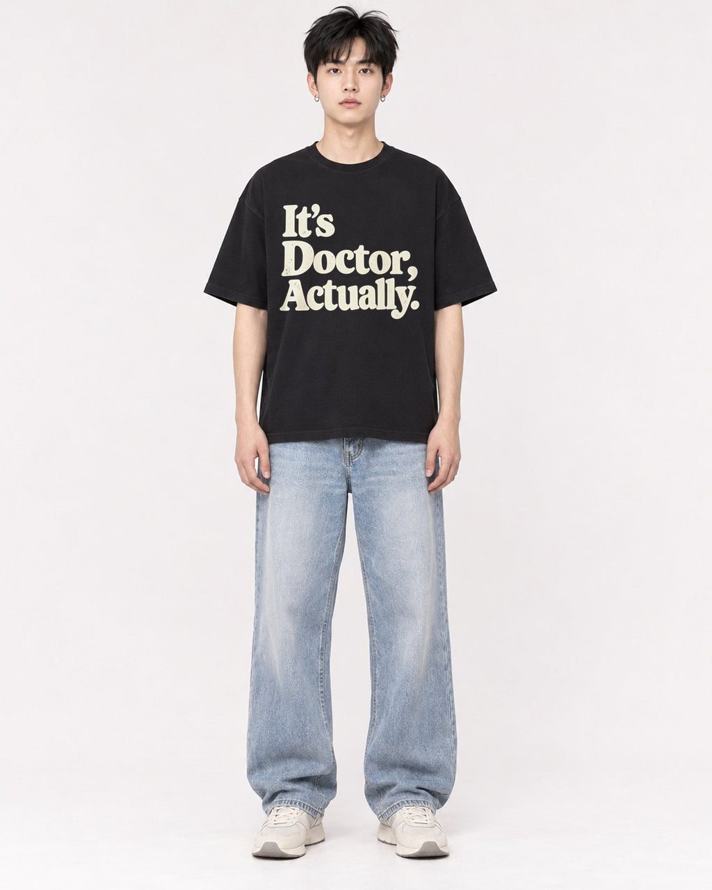 Mockup Boxy Heavyweight Tee Black male full-body 01
