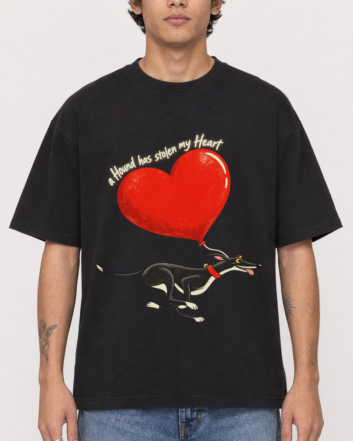 Mockup Boxy Heavyweight Tee Black male close-up 06