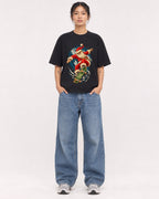 Mockup Boxy Heavyweight Tee Black female full-body 12