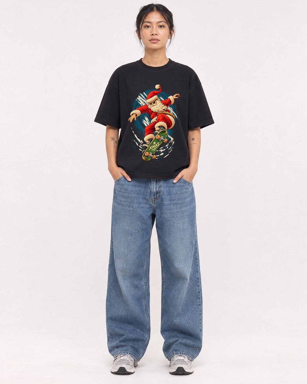 Mockup Boxy Heavyweight Tee Black female full-body 12