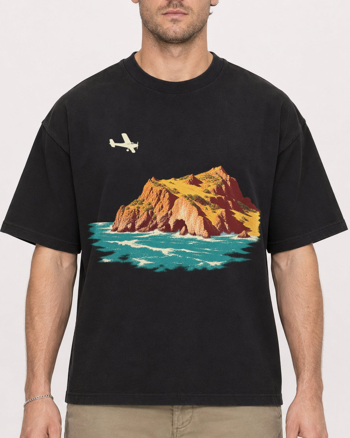 Mockup Boxy Heavyweight Tee Black male close-up 08