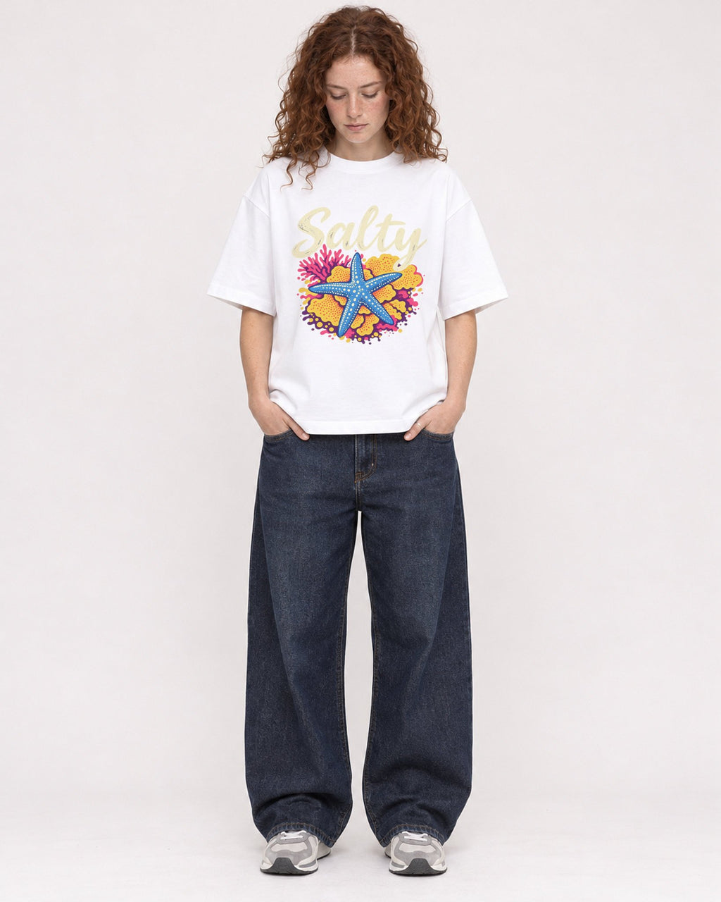 Mockup Boxy Heavyweight Tee White female full-body 09