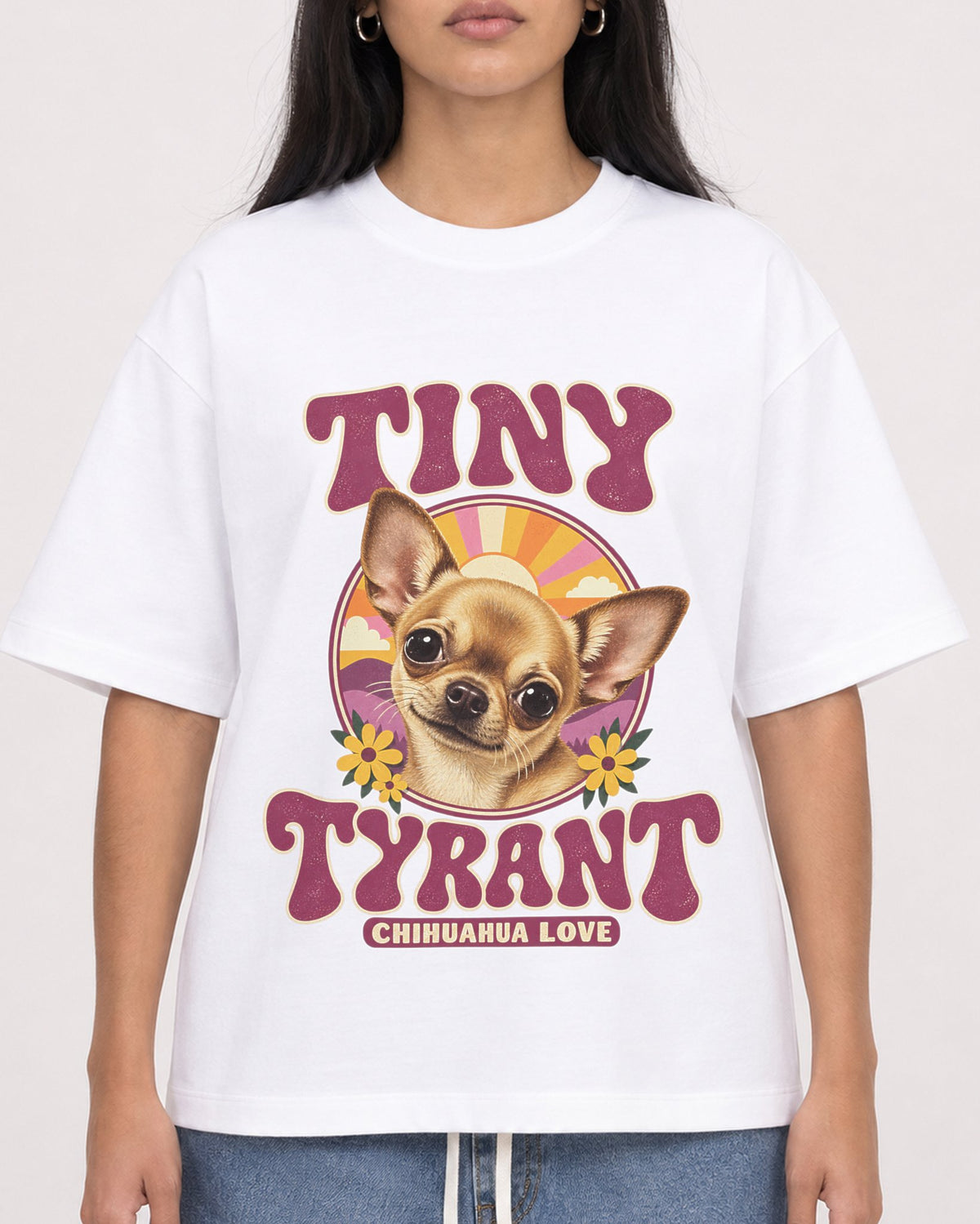 Mockup Boxy Heavyweight Tee White female close-up 46
