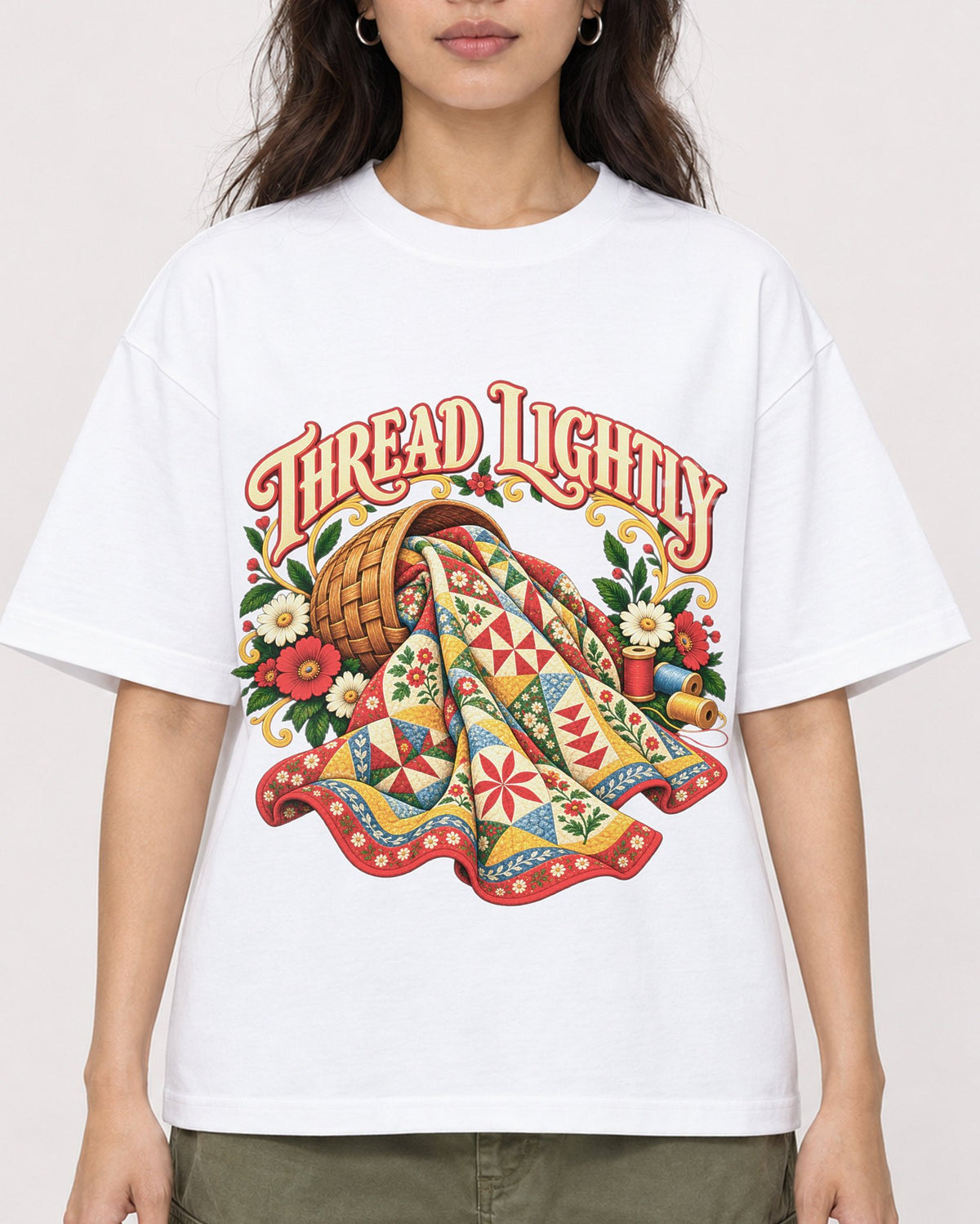 Mockup Boxy Heavyweight Tee White female close-up 02
