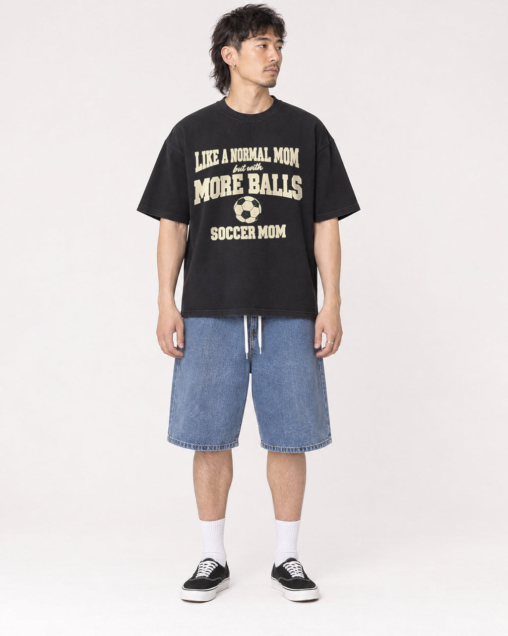 Mockup Boxy Heavyweight Tee Black male full-body 23