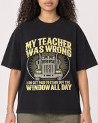 Mockup Boxy Heavyweight Tee Black female close-up 10