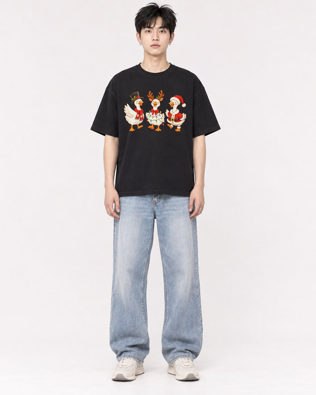Mockup Boxy Heavyweight Tee Black male full-body 01