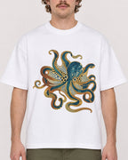 Mockup Boxy Heavyweight Tee White male close-up 09