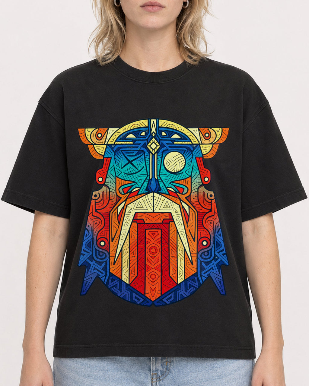 Mockup Boxy Heavyweight Tee Black female close-up 19