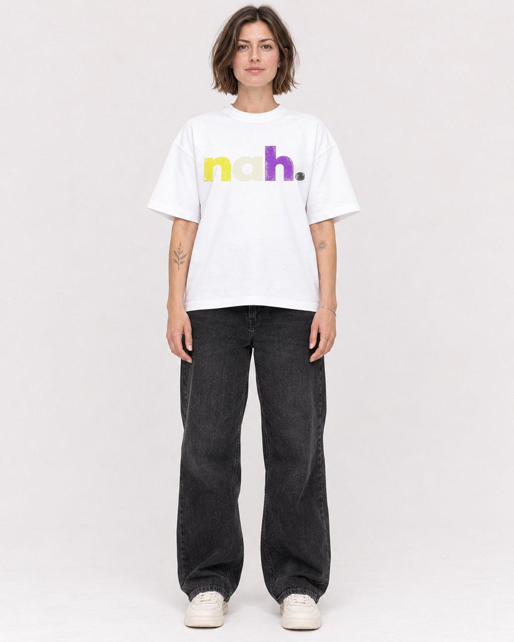 Mockup Boxy Heavyweight Tee White female full-body 18