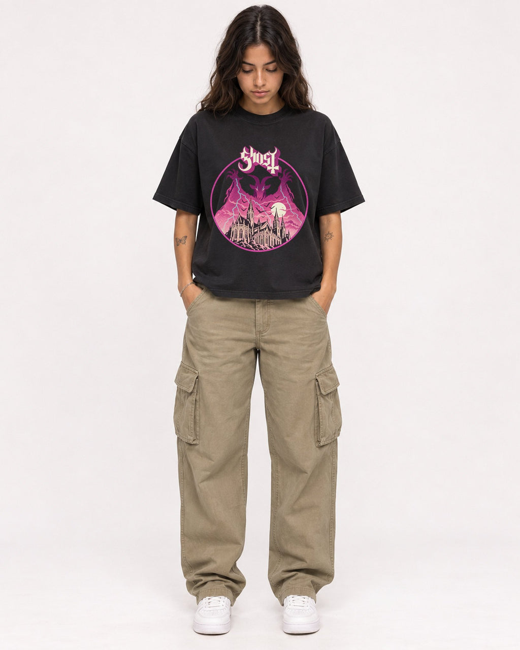 Mockup Boxy Heavyweight Tee Black female full-body 06