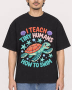 Mockup Boxy Heavyweight Tee Black male close-up 02