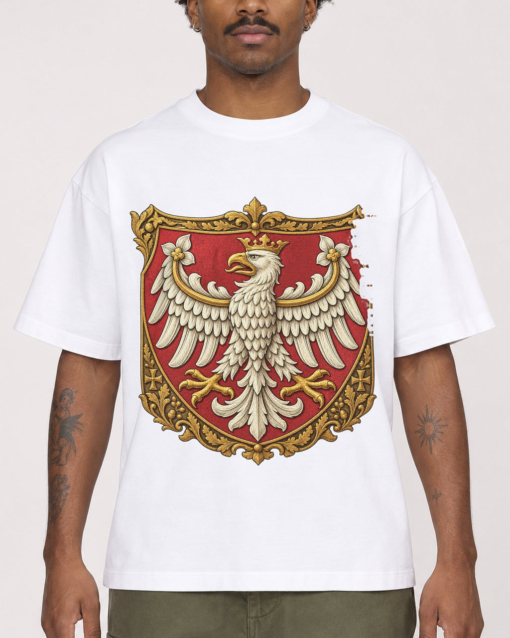 Mockup Boxy Heavyweight Tee White male close-up 24