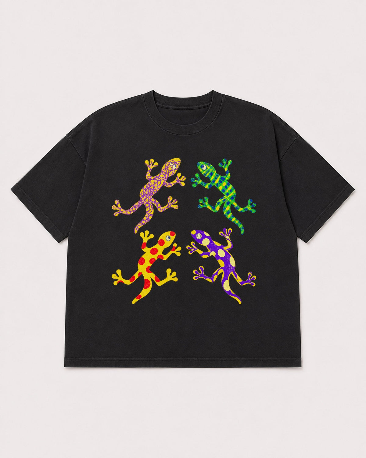 Mockup Boxy Heavyweight Tee Black product
