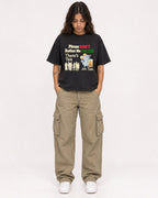Mockup Boxy Heavyweight Tee Black female full-body 06