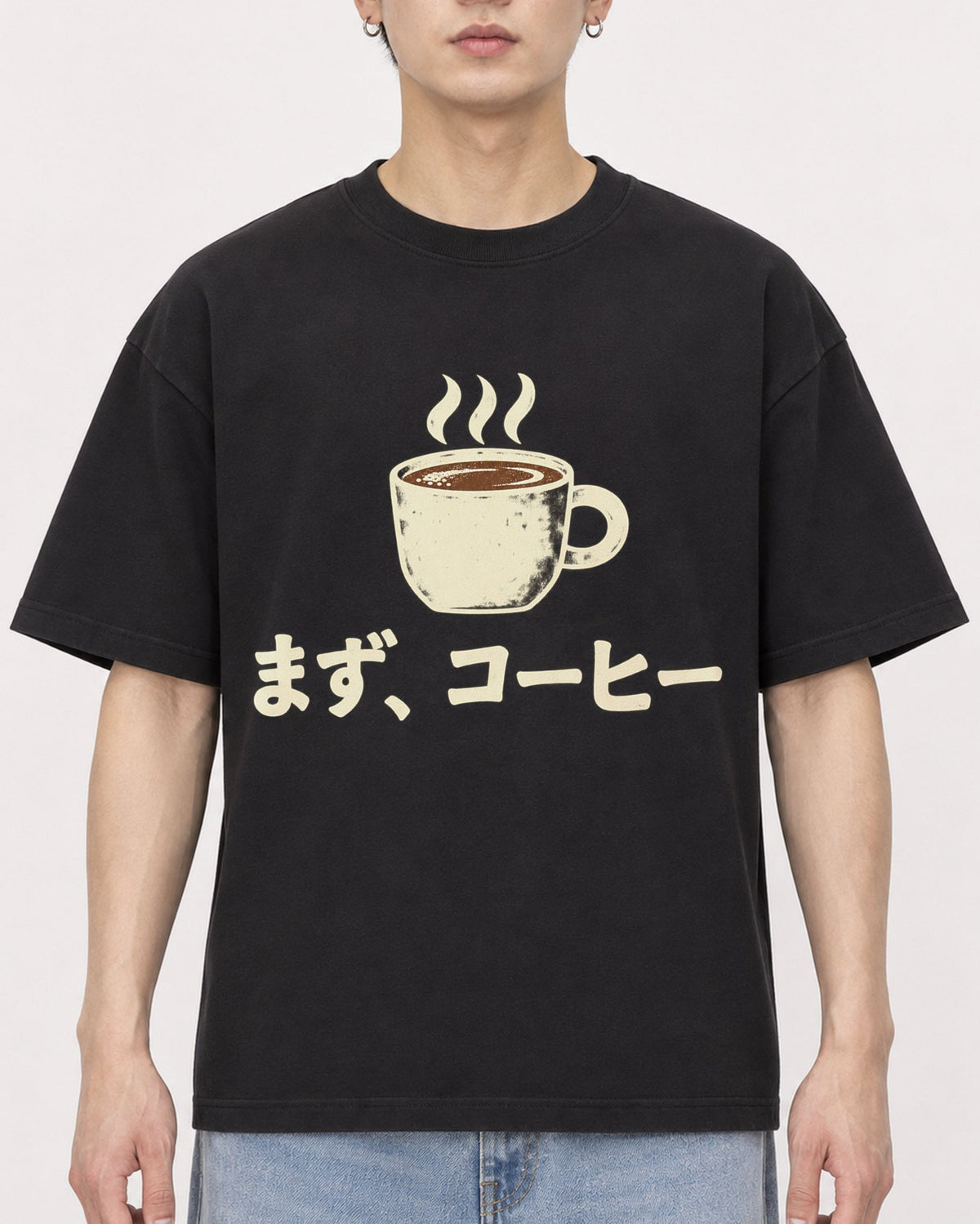 Mockup Boxy Heavyweight Tee Black male close-up 01