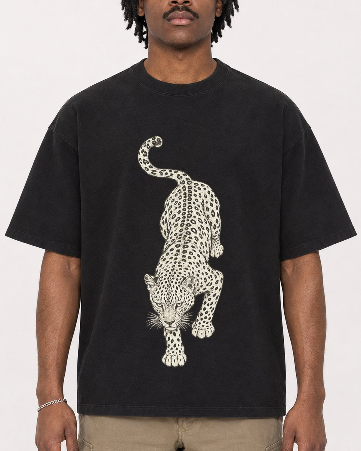 Mockup Boxy Heavyweight Tee Black male close-up 04