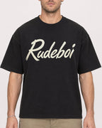 Mockup Boxy Heavyweight Tee Black male close-up 08