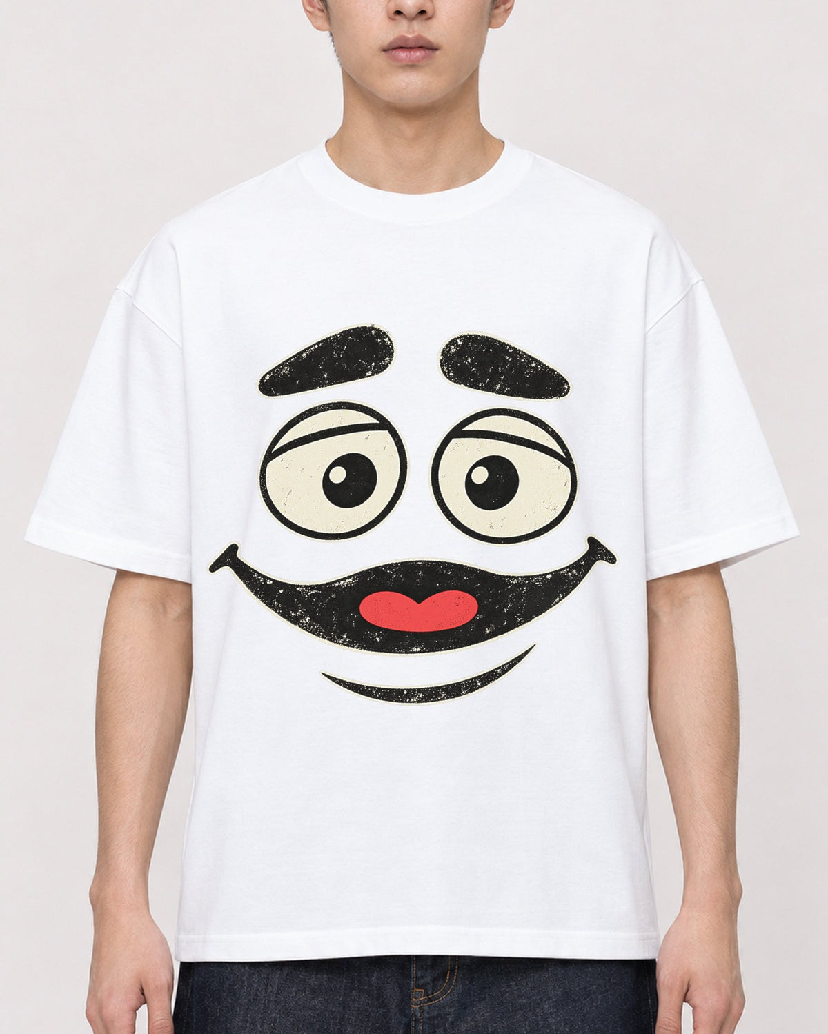 Mockup Boxy Heavyweight Tee White male close-up 21