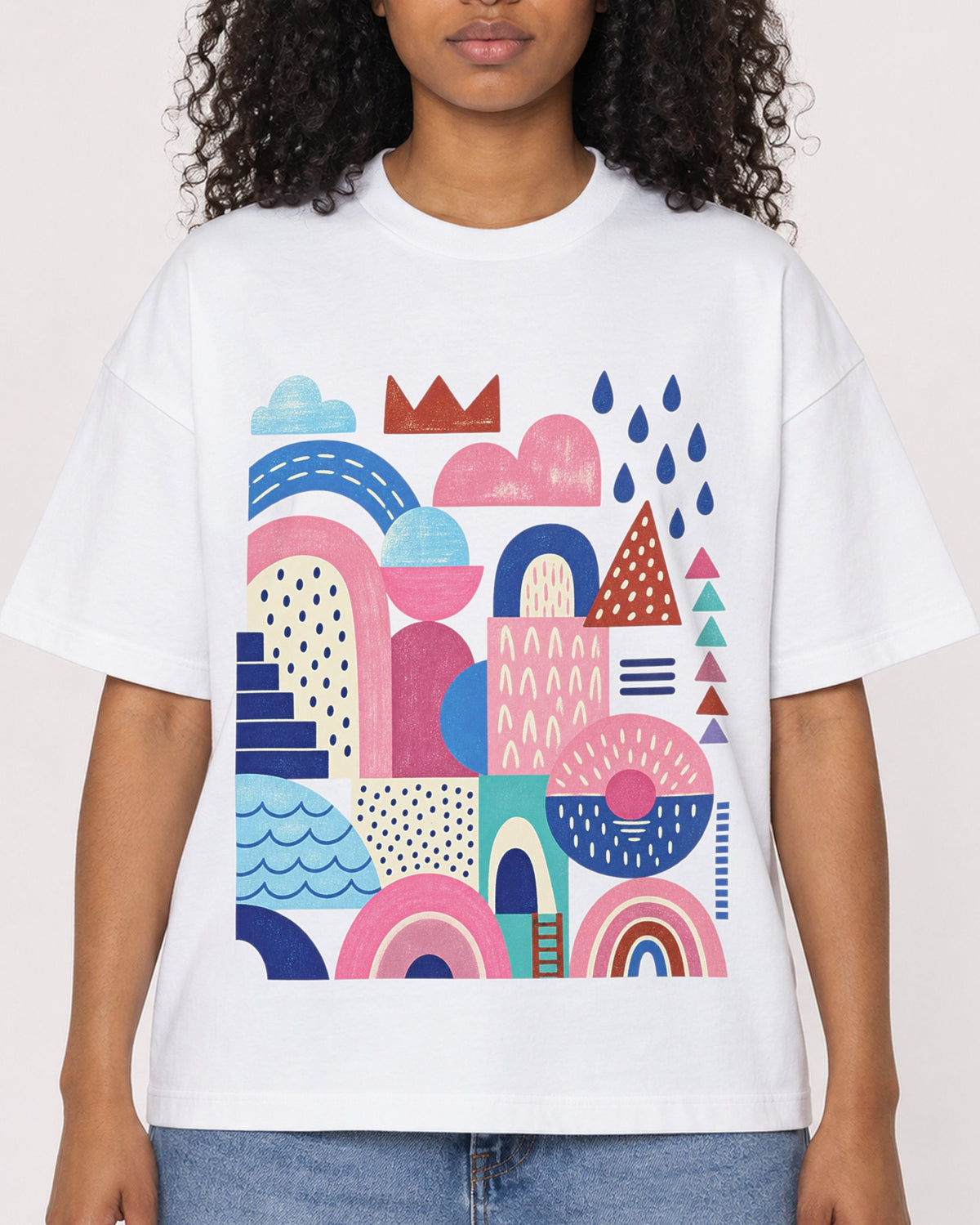 Mockup Boxy Heavyweight Tee White female close-up 05