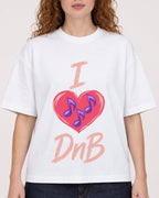 Mockup Boxy Heavyweight Tee White female close-up 09