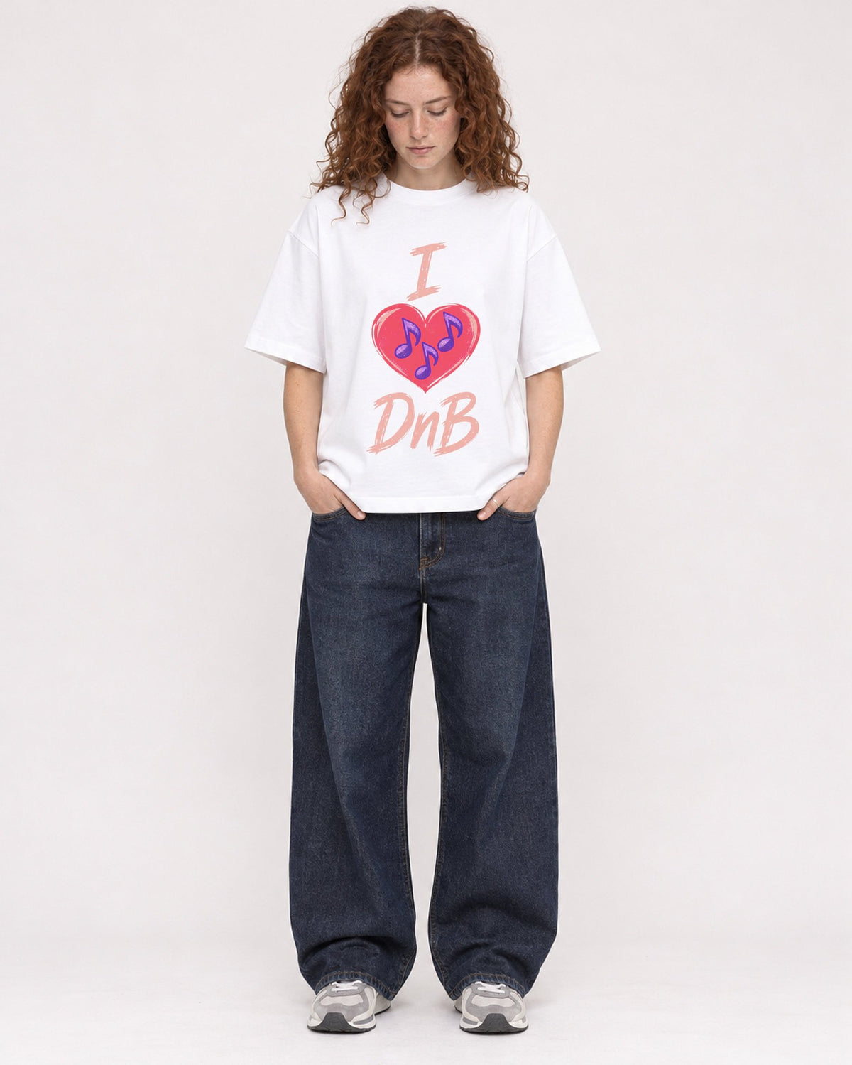 Mockup Boxy Heavyweight Tee White female full-body 09