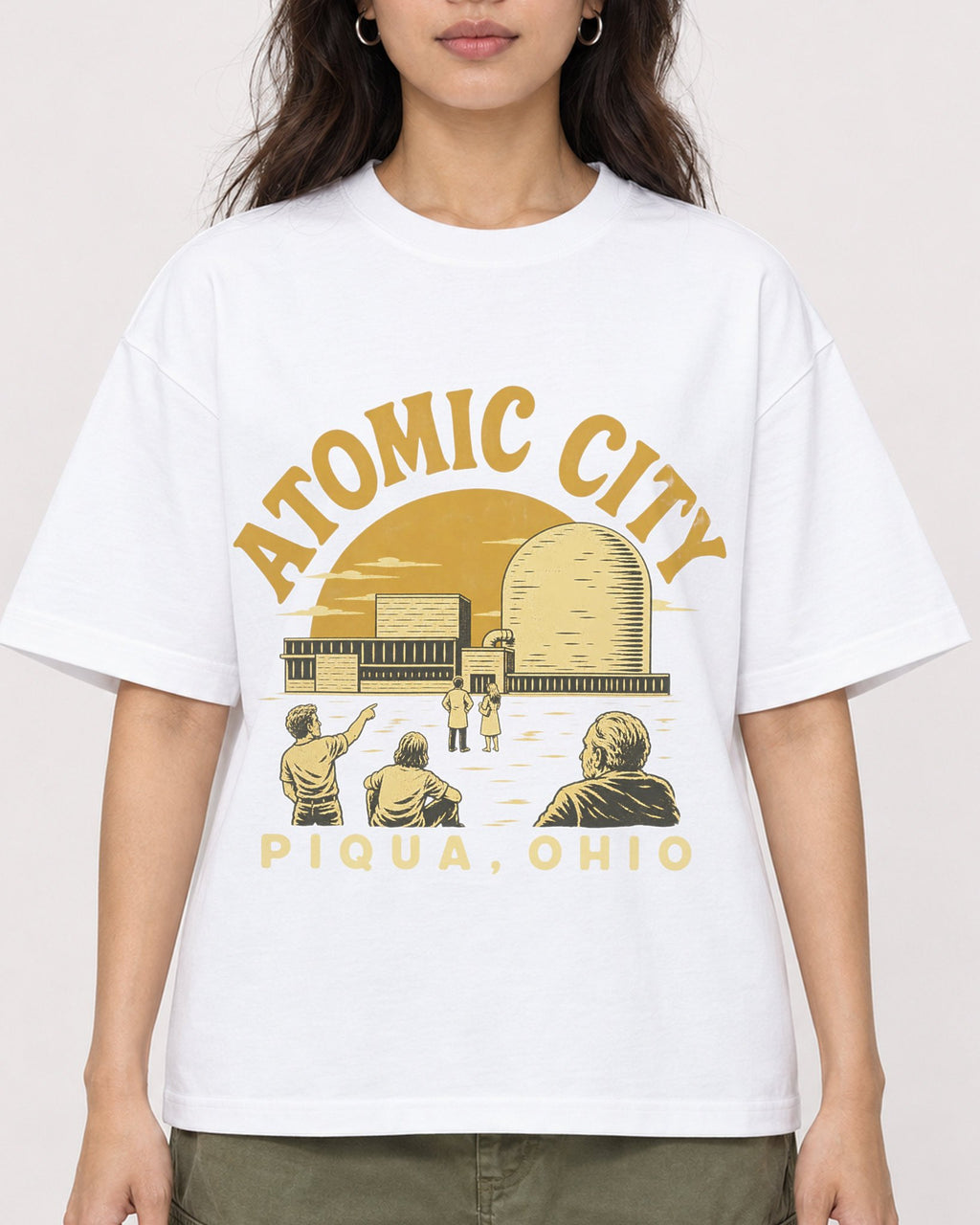 Mockup Boxy Heavyweight Tee White female close-up 02